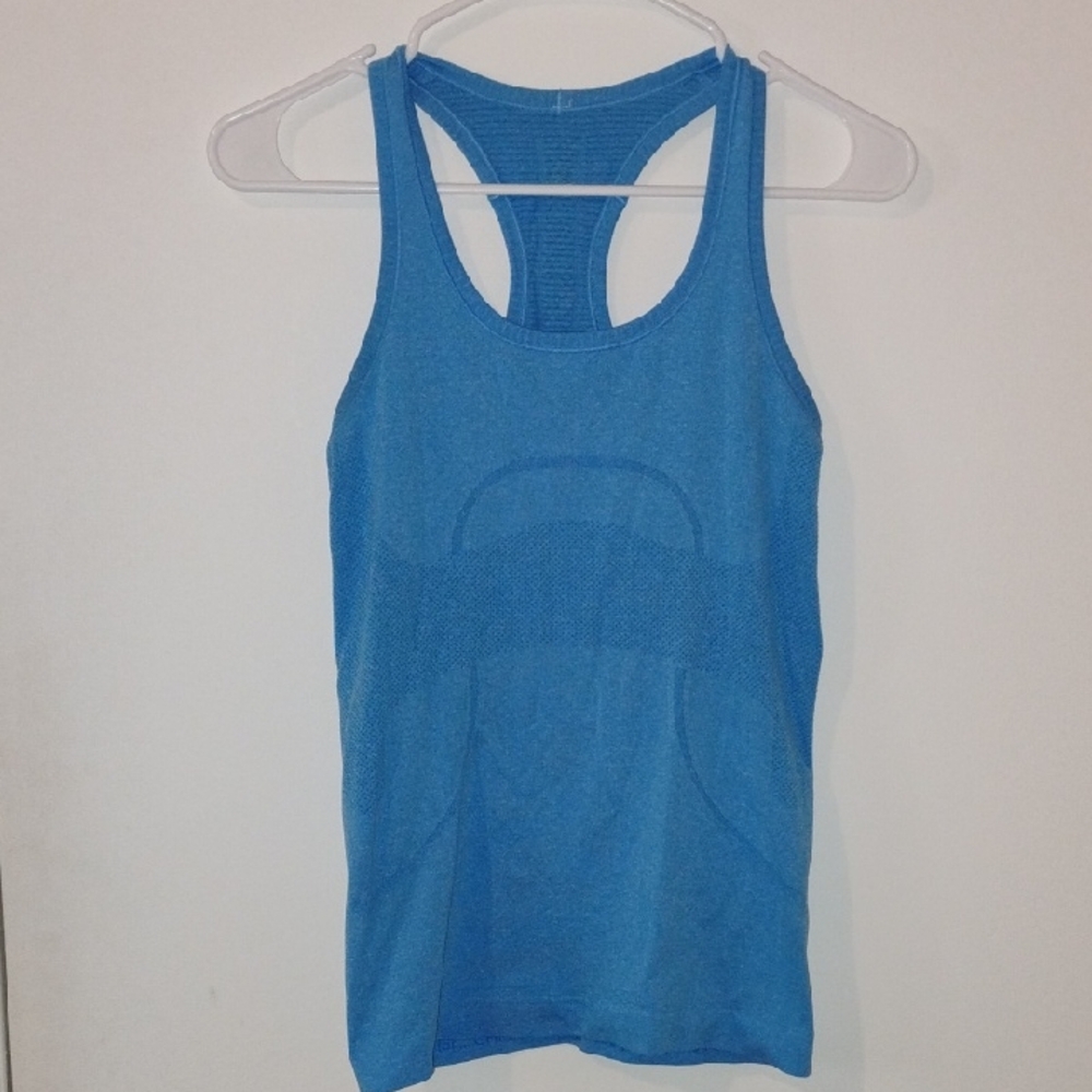 lululemon athletica Swiftly Tech Tank Top. Womens size 4. Blue in color.